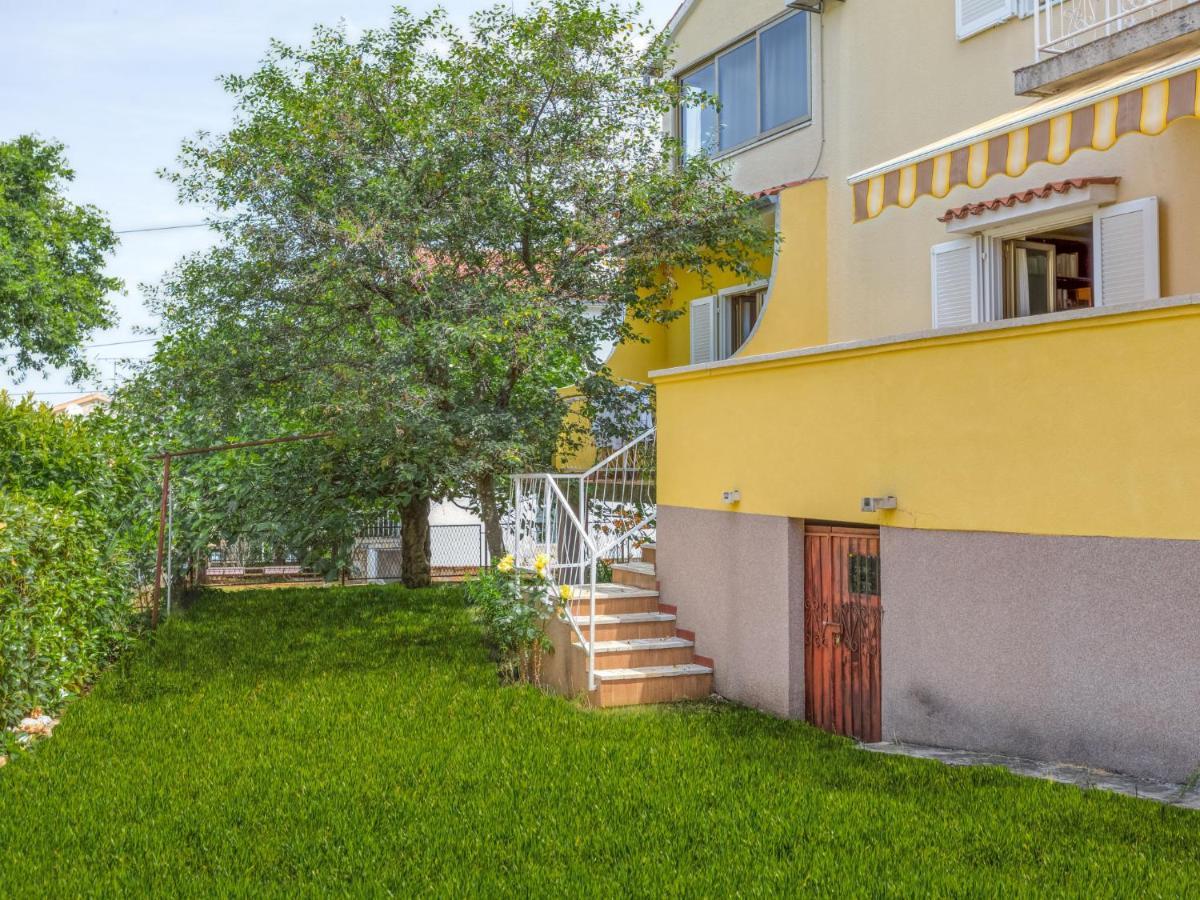 Apartment Daria-2 By Interhome *