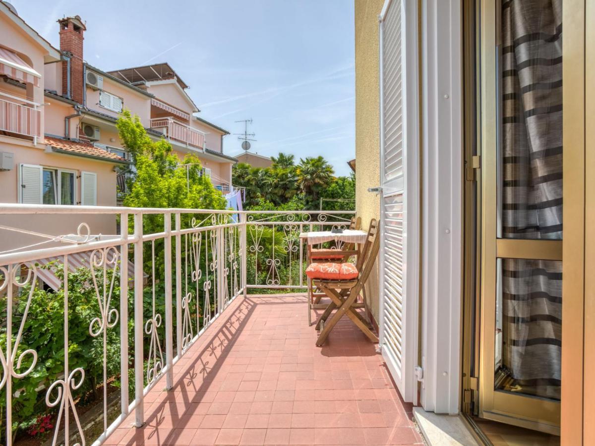 Apartment Daria-2 By Interhome